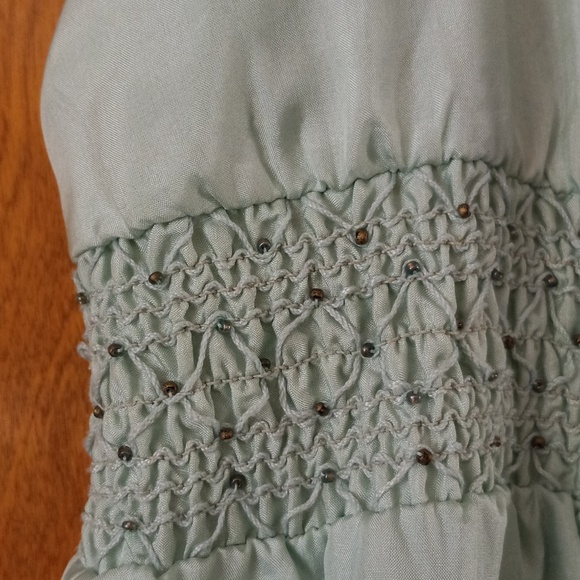 Pale Green Silk Dress - Picture 2 of 4